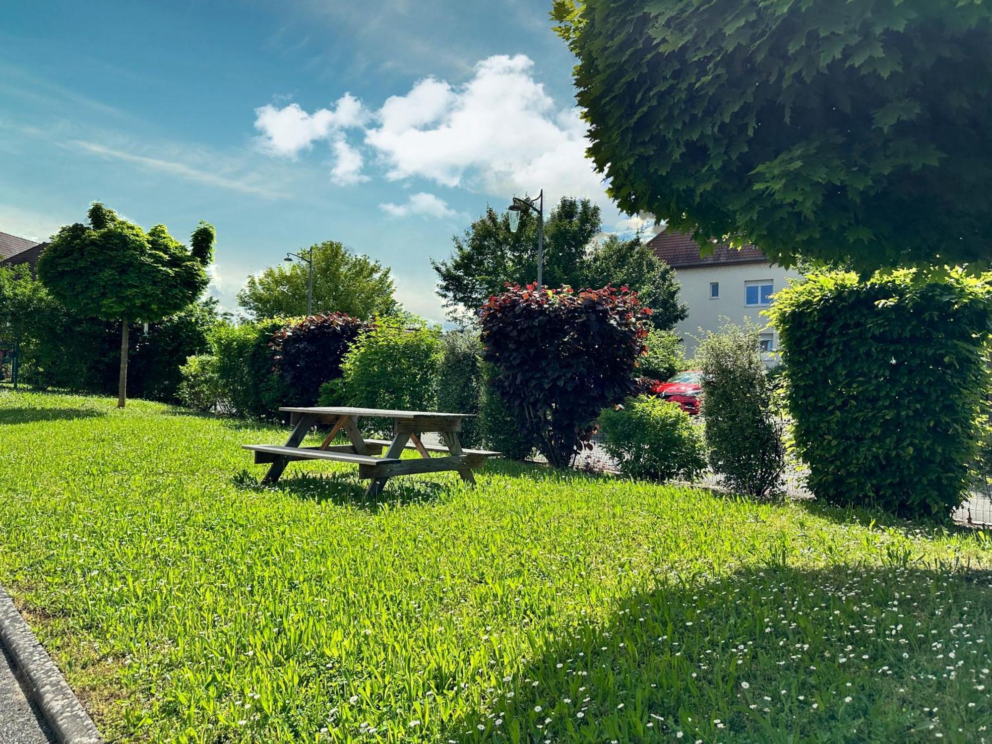 Charmant Studio Avec Parking Eguisheim Bagian luar foto